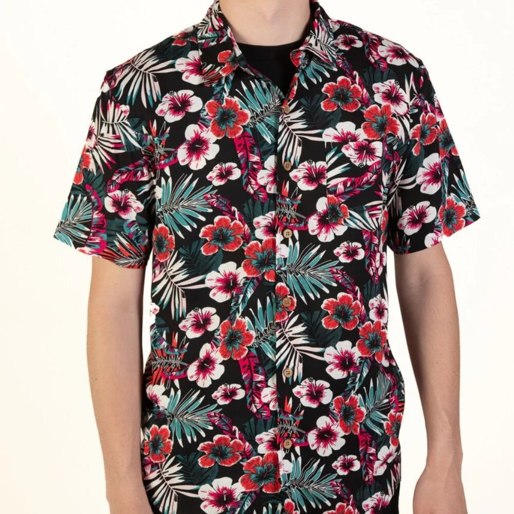 Urban Shores Floral Tropical Hawaiian Button‎ Down Short Sleeve Size L